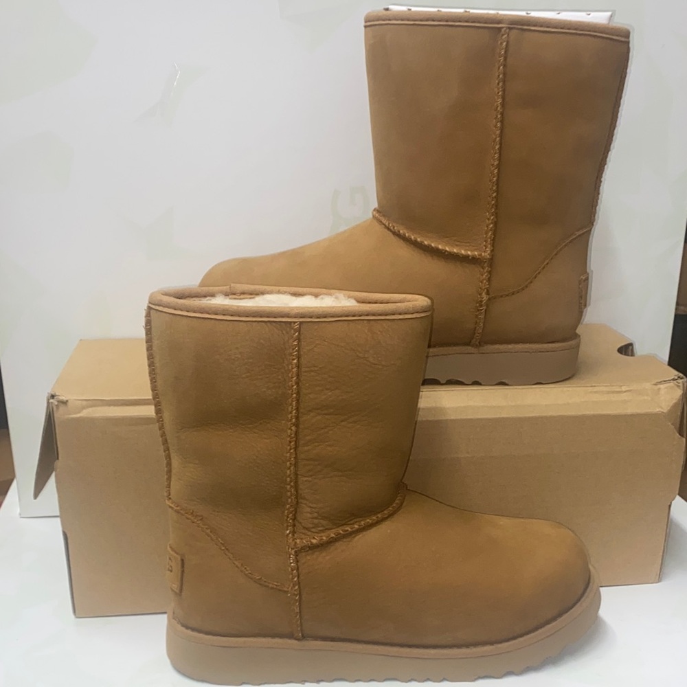 UGG CLASSIC WEATHER SHORT